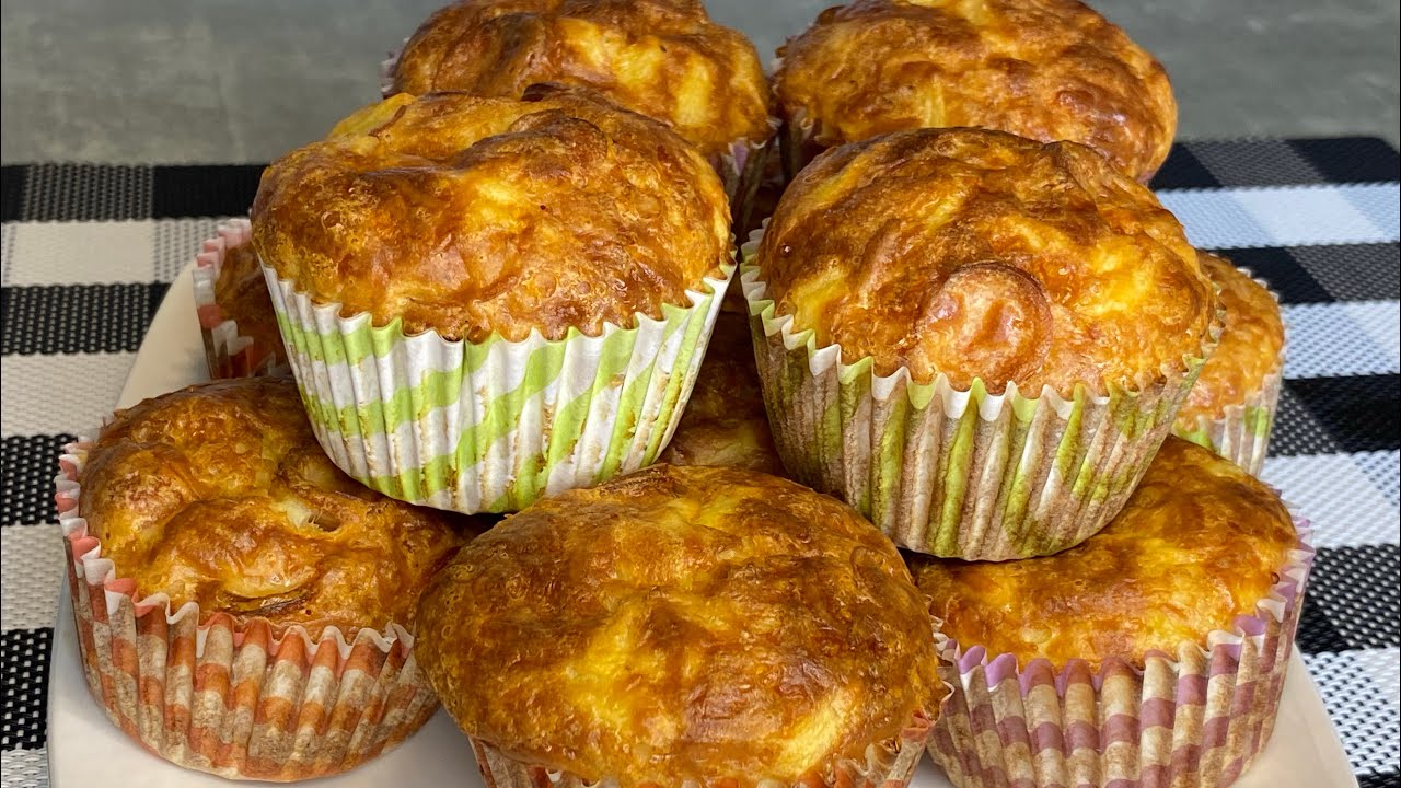 Закусочные КЕКСЫ с сосисками и сыром !!! Готовится быстро и просто.