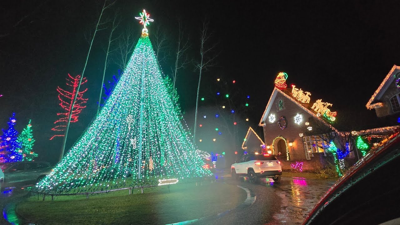 Searching for Christmas Lights 2025