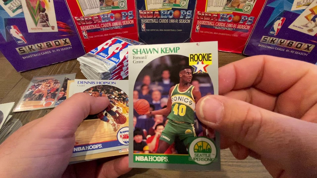 Распаковка коробки с баскетбольной карточкой Hoops Series 1 1990 года. Смотрите, что мы нашли...!