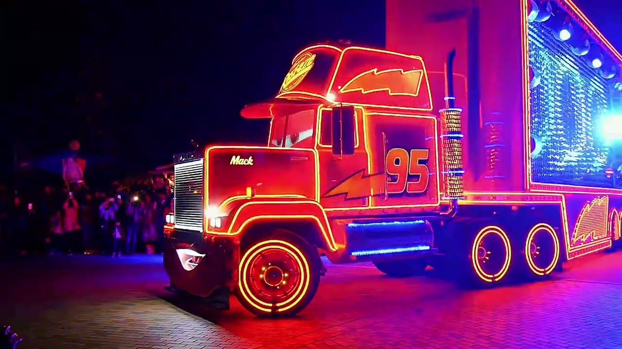 香港迪士尼樂園﹙迪士尼光影匯﹚夜間巡遊｜Hong Kong Disneyland﹙Disney Paint the Night Parade﹚