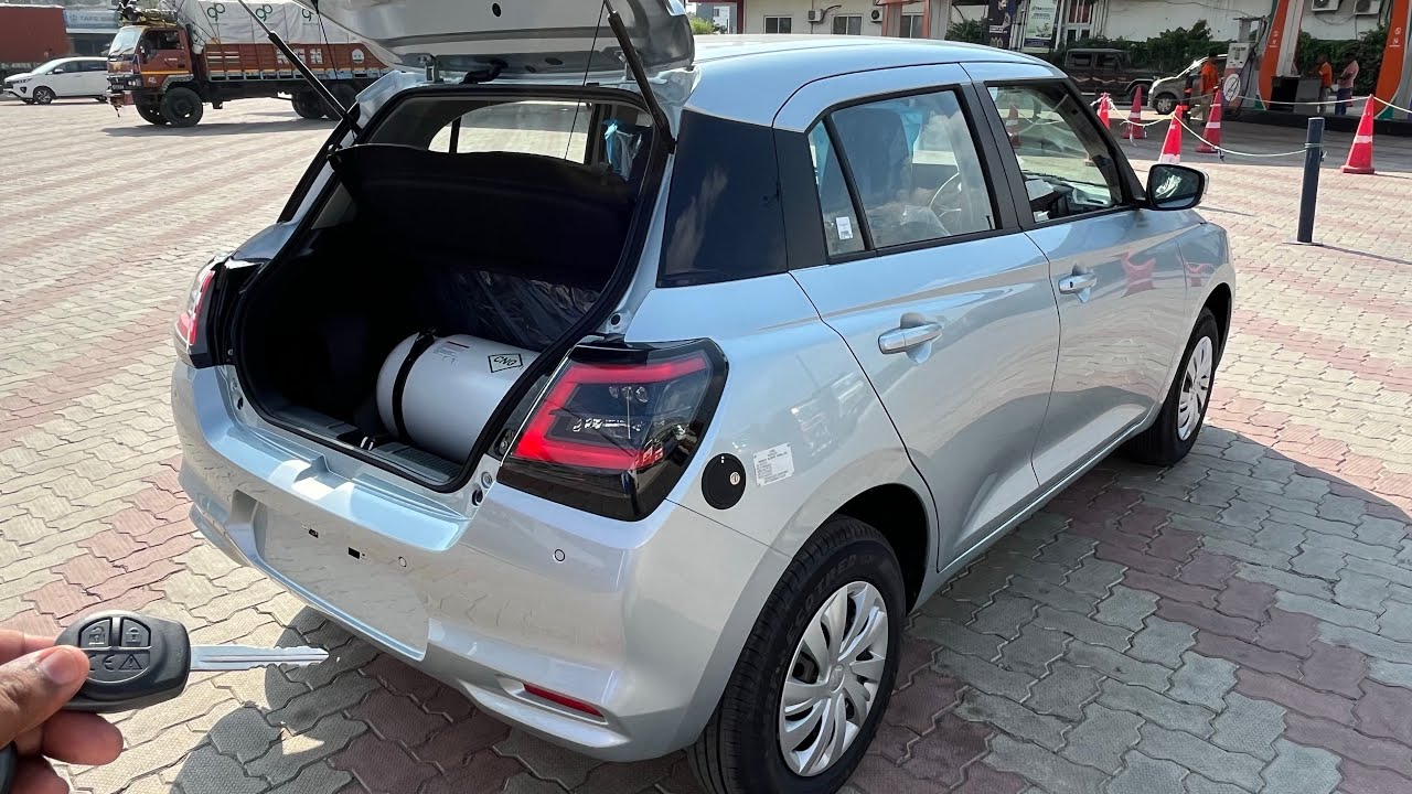 कुछ खोया, कुछ पाया 🤦🏻‍♂️ | New Swift CNG Launched ❤️ सिर्फ़ 8.19 लाख | 33 km/kg 👌