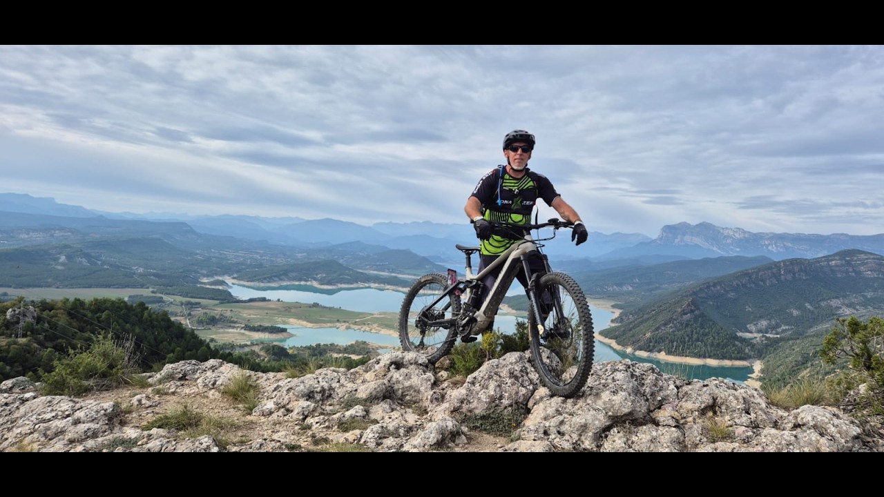 Mountain Trail Biker  Pays Bask + Ainsa.