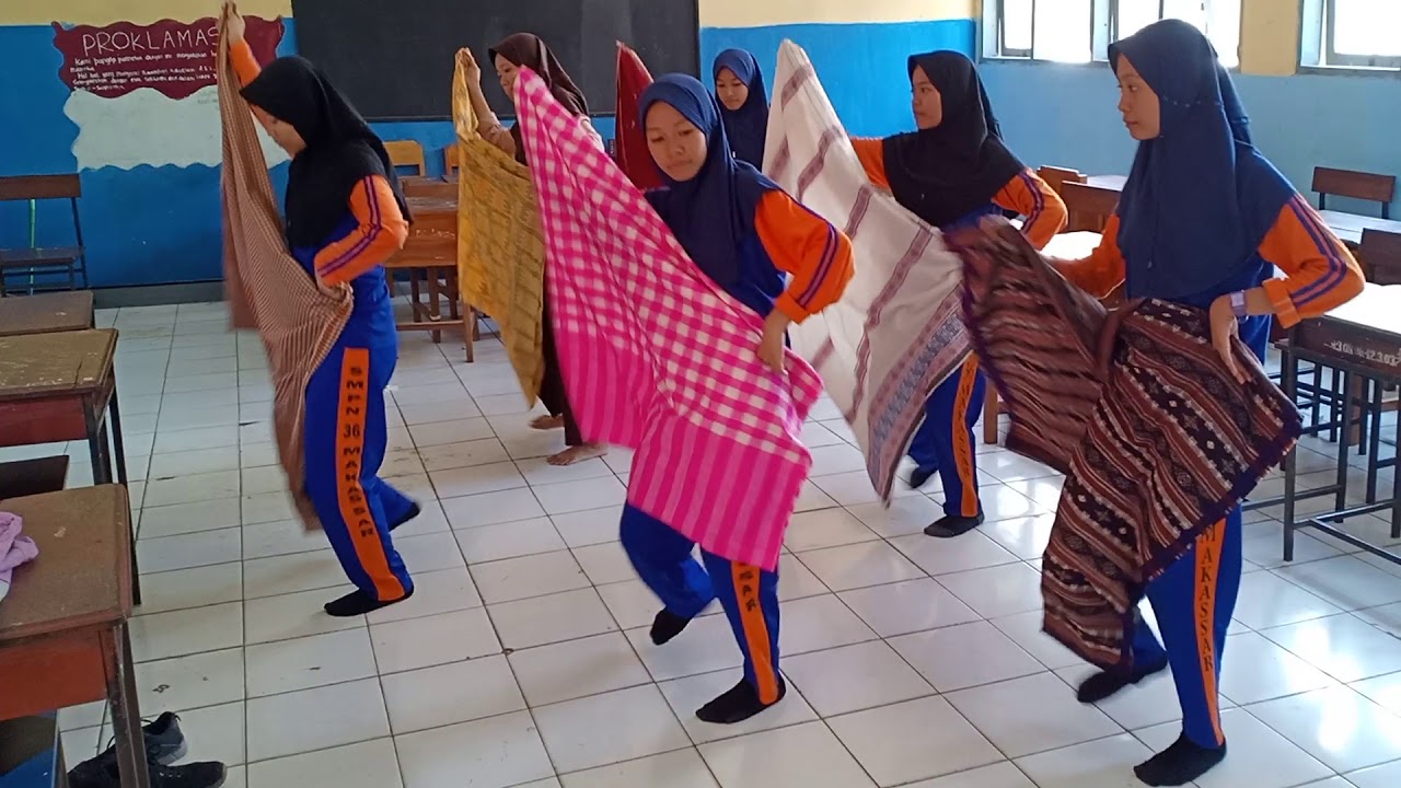 Tari Dongang-dongang SMP Negeri 36 Makassar ( sebelum covid19 )