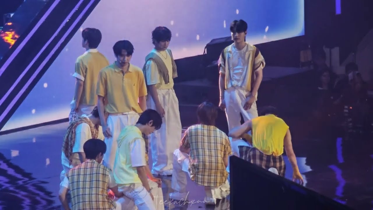 XODIAC (소디엑) 'TIME 2 SHINE + OUR DAYS' @ Allo Bank Festival 2025 [210625] | FANCAM