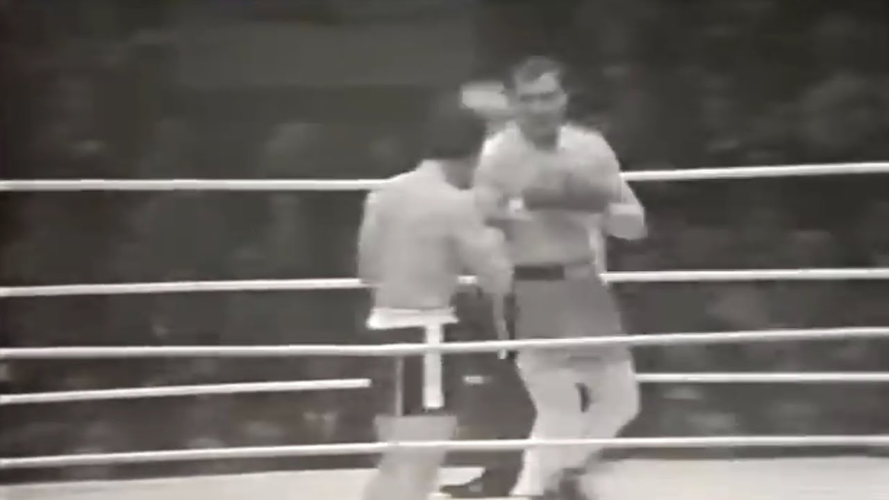 WOW!! SZYBKI NOKAUT | Henry Cooper kontra Jack Bodell I, skr&oacute;ty w jakości Full HD