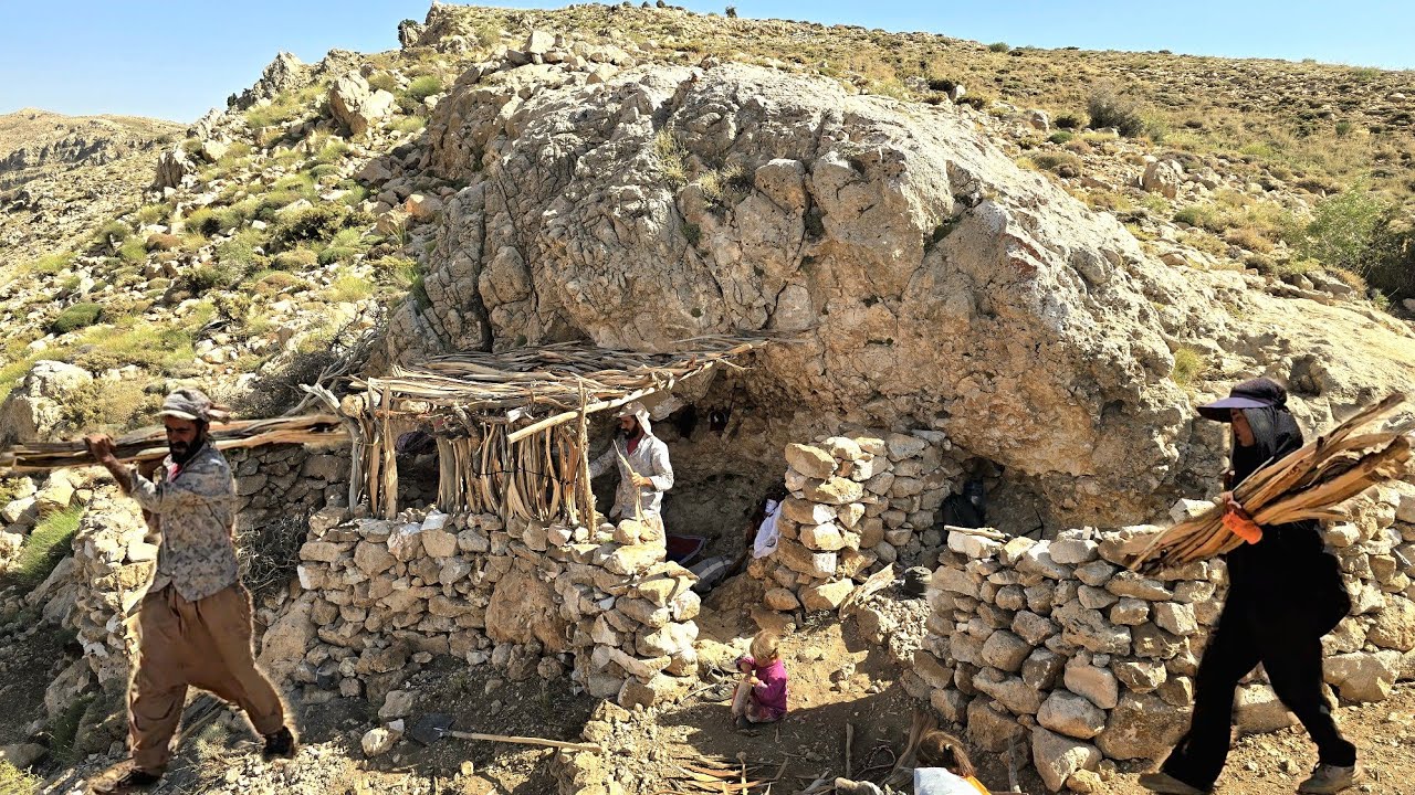 🏔️Mountain Cave Life|Restoring a Stone Cave Building a Wooden Roofand the Struggle for Survival🪨🪵
