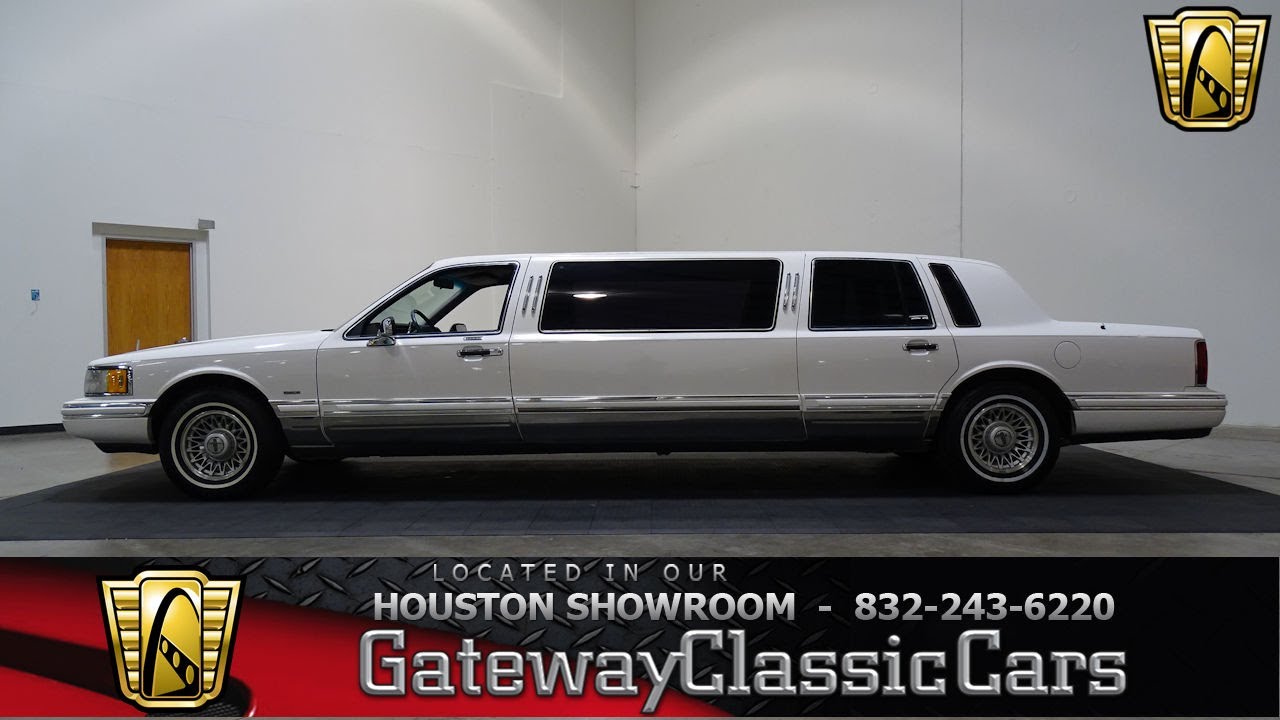 1994 Lincoln Towncar Executive Limo Gateway Classic Cars #807 Houston showroom