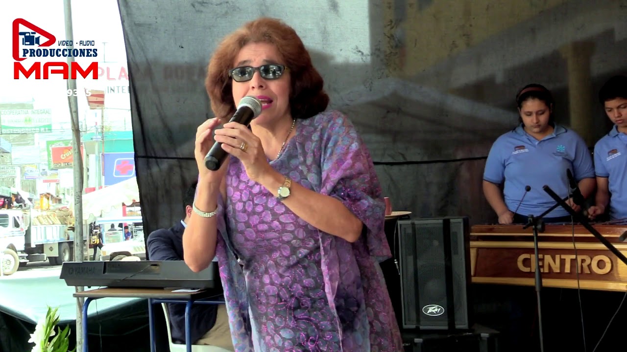 Brenda Leticia Ramirez Maldonado - Tema: 1. Hombres de Maíz  2. Arriba Coatepeque
