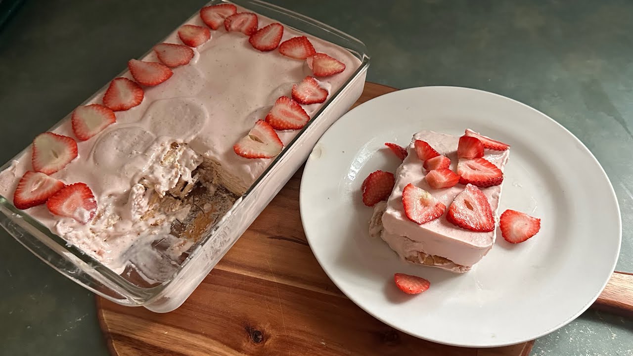 Carlota de fresa 🍓 postre sin horno