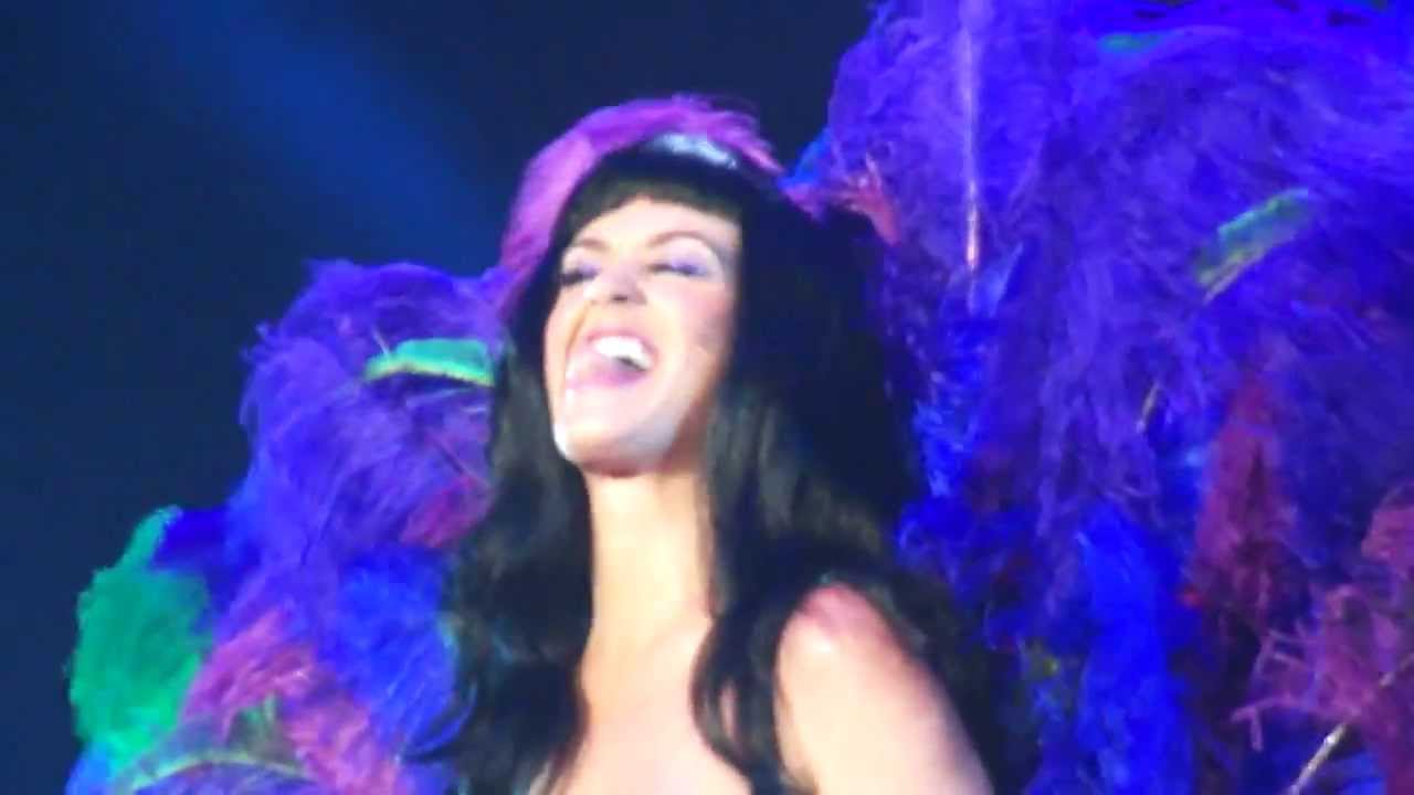 Katy Perry-Ur so gay & Peacock @ Palacio de los Deportes Mexico DF 3 de septiembre 2011