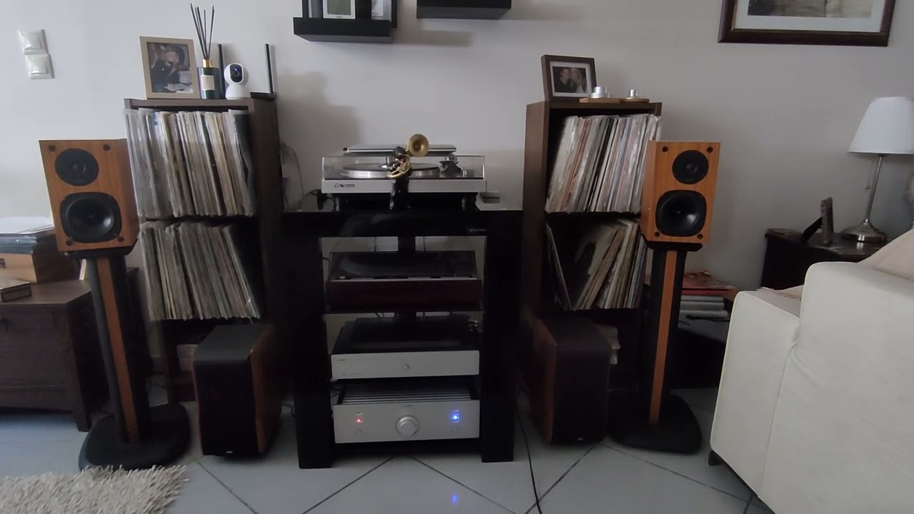 Like a rock - Dave's True Story through proac's tablette 50 and xindak 6200