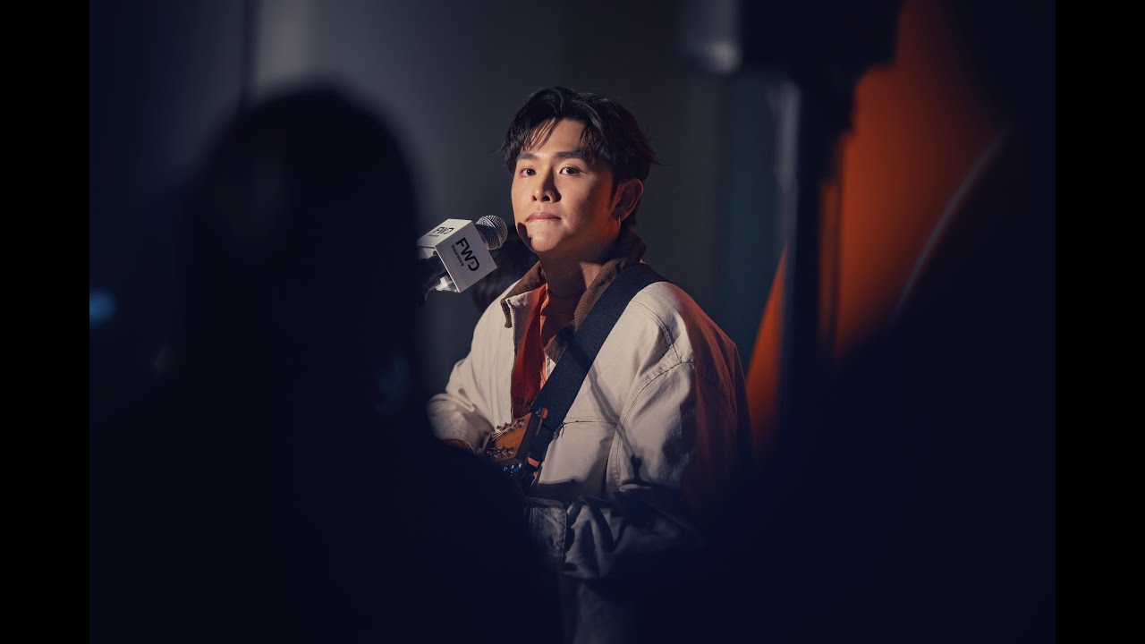 2026.01.20 - Jacky Fcy 范卓賢 - 正當世界告別時 @ FWD Tower Grand Opening Busking Performance