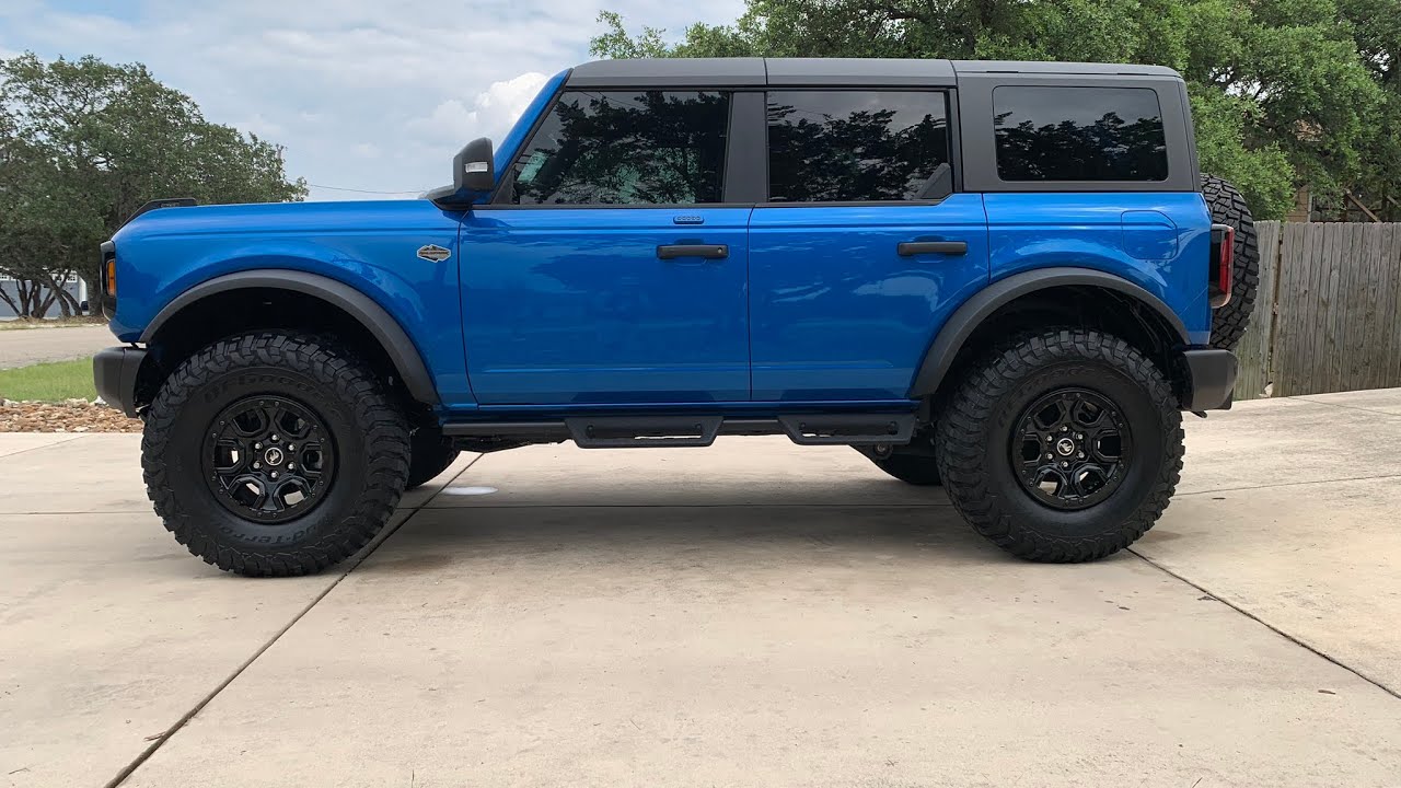 Bronco Wiltrak HOSS 3.0 lift and level with perch collar.