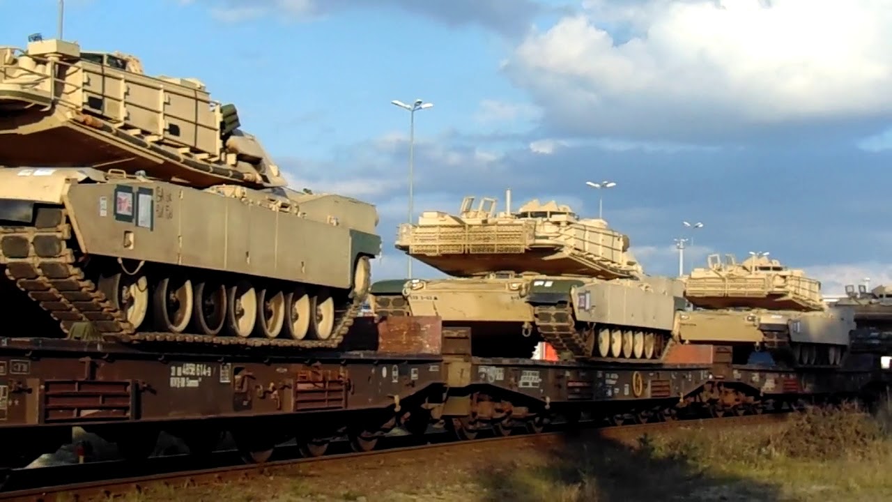 Czołgi amerykańskie   M 1 Abrams opuszczają Gdańsk-Stogi.Terminal DTC