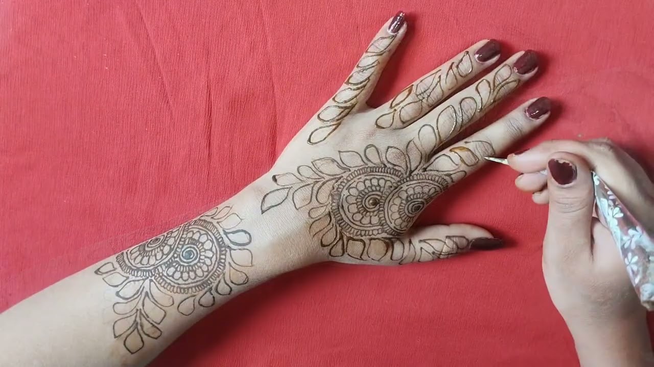 Back hand Leaf mehndi design #mehndi #heena #trending #mehndidesign #mehndiartist #artist #video 