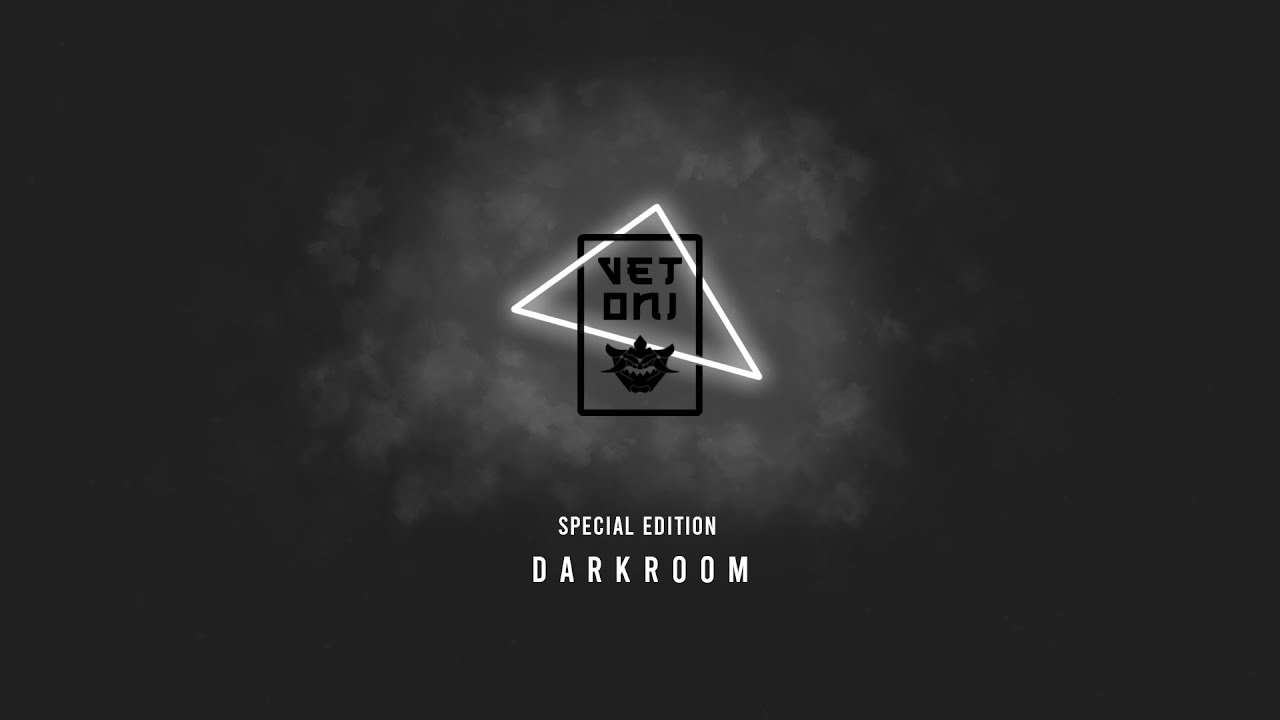 Darkroom (Special Edition)
