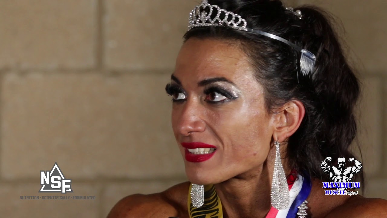 Valentina Mishina Wins the Women's Physique Division | 2019 IFBB Professional League Chicago Pro