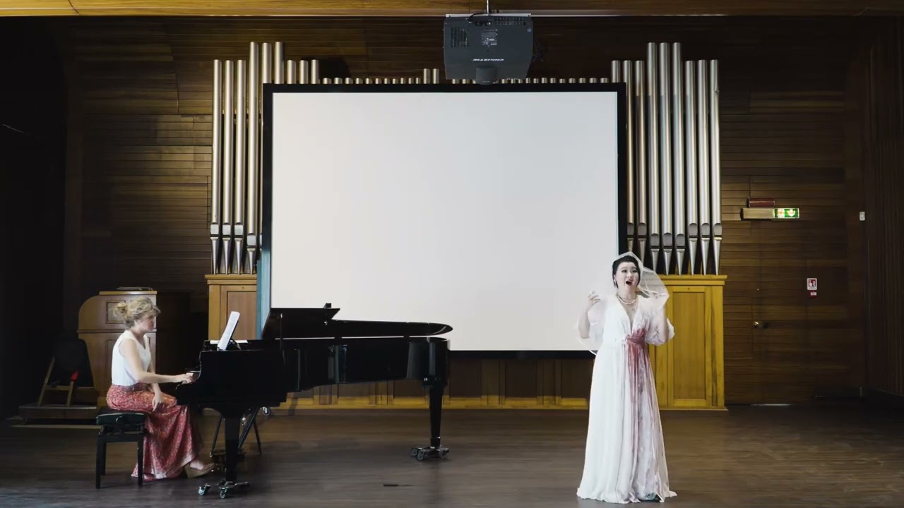 Lucia, da Lucia di Lammermoor (Donizetti)- Il dolce suono... Spargi d'amaro pianto