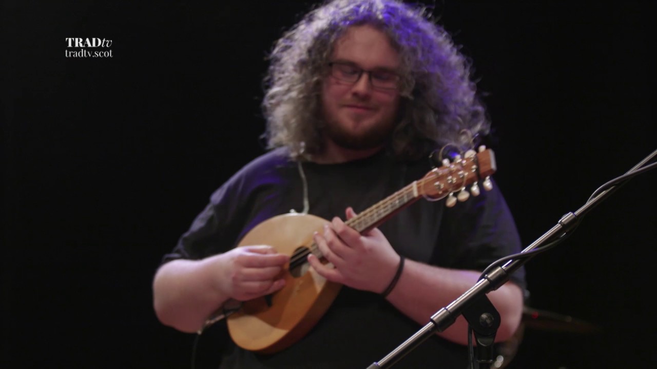 Elephant Sessions perform Tingles at The Tolbooth, Stirling (The Visit 2017)