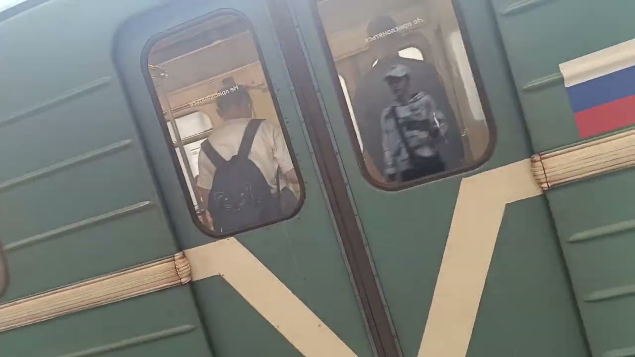 Выезд с Автозаводской и до Коломенской через Нагатинский метромост и выход на станции Технопарк.