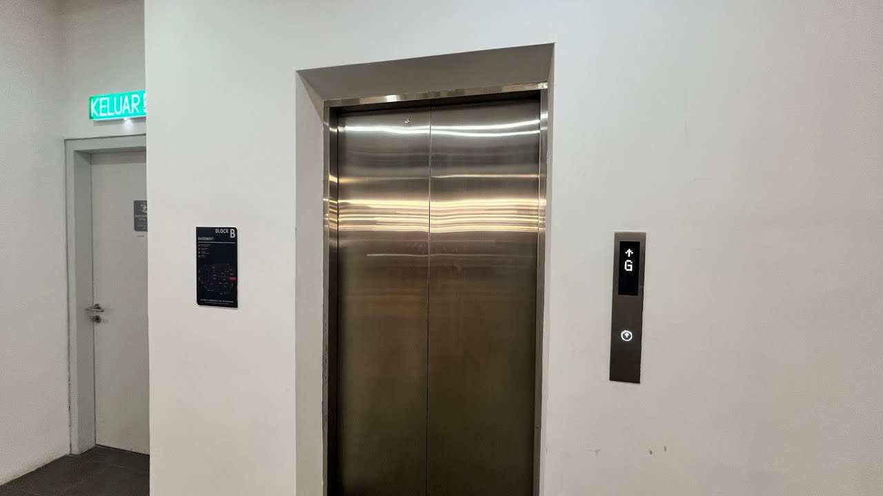 (BLOCK B) Fujitec Lift at Gamuda Square Gamuda Gardens, Rawang, Gombak, Selangor, Malaysia 