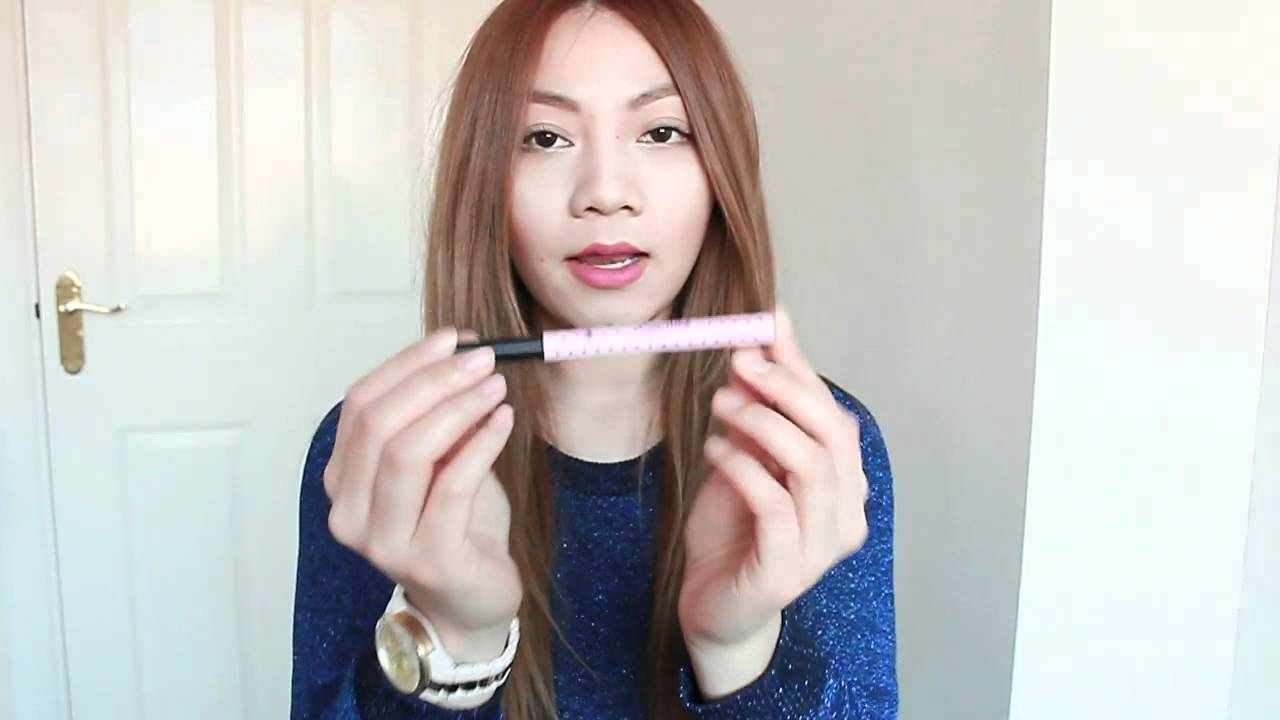 Whats in my makeup bag
