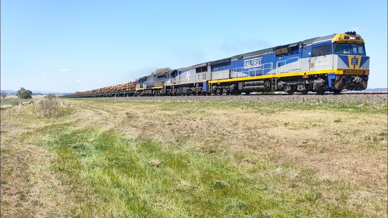 Crawfords Log train CF 4410 VL 362 CF 4408 Spring Ridge NSW 29/9/2023