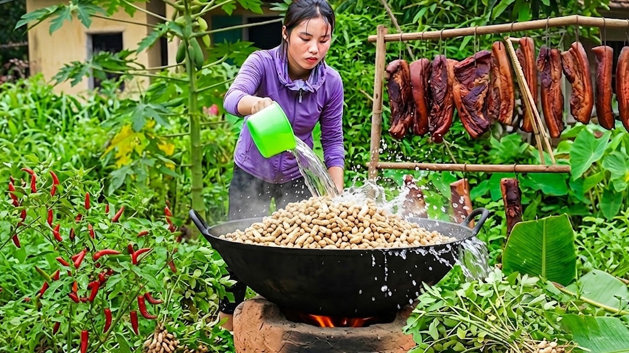 Harvesting Peanuts and Homemade Smoked Pork with My Daughter and Son – Selling at the Market
