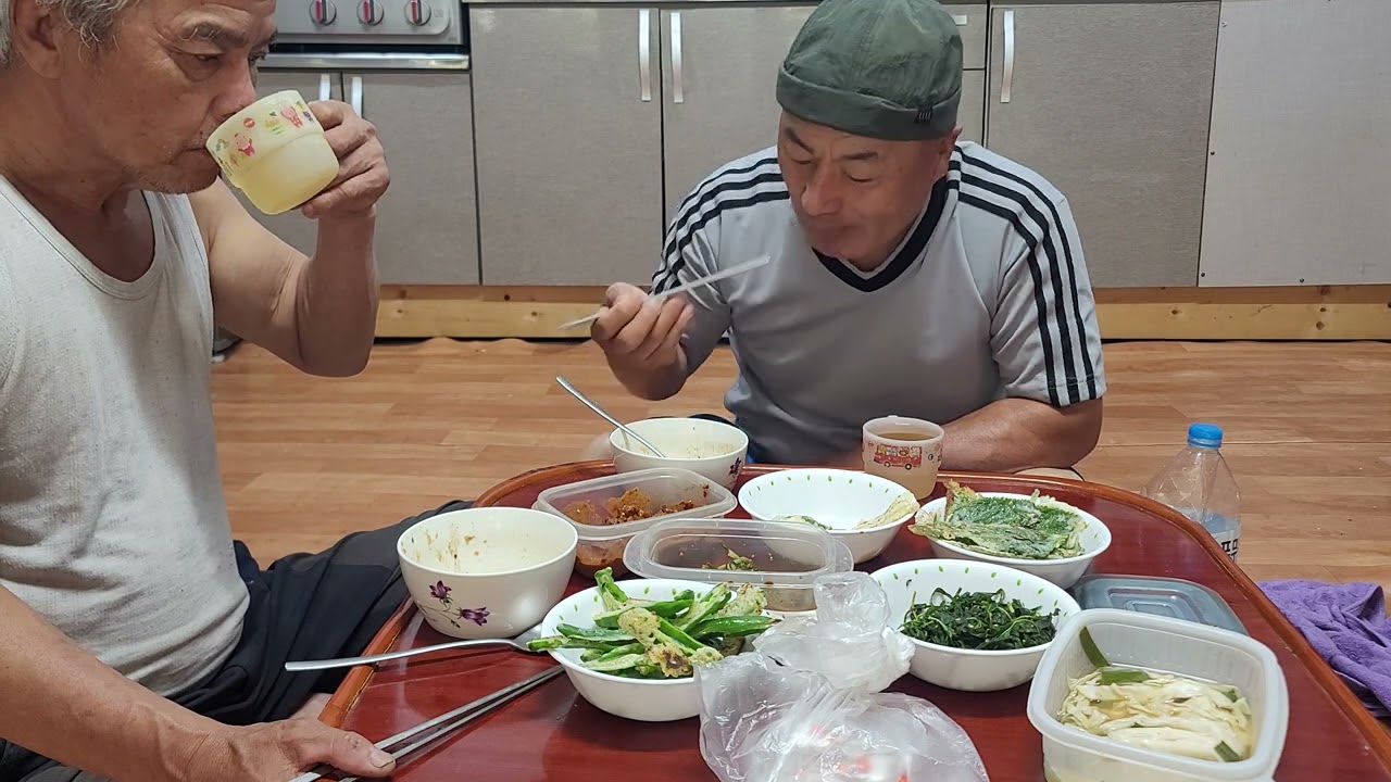 금대봉 도깨비 산골집 숲새권 산개울맑음 난닝구 형님과 부침개 밥한끼ᆢ