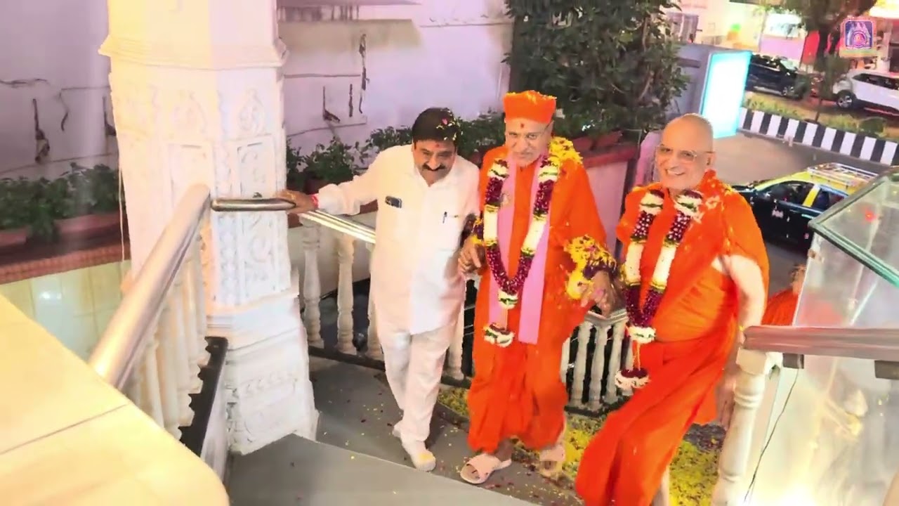 GnanMahodadhi Acharya Swamiji Maharaj Welcome at Shree Swaminarayan Mandir Mumbai
