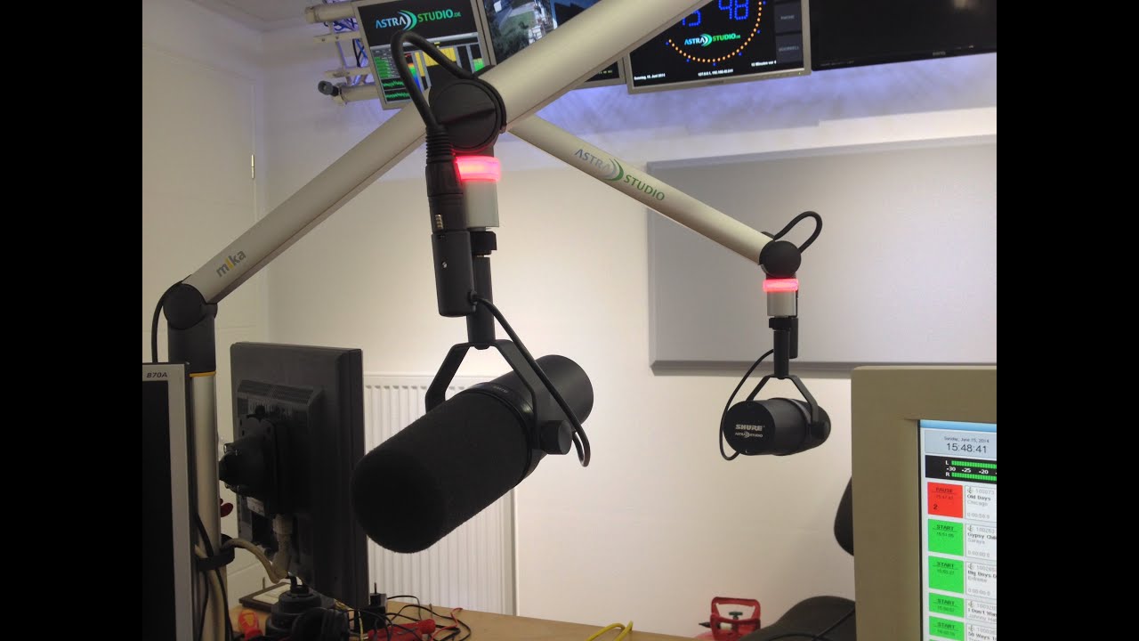 How to build a radio studio / renovation timelapse