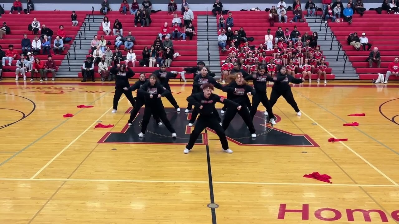 RHS Dance Team 1/11/2024 - Best Halftime Performance!