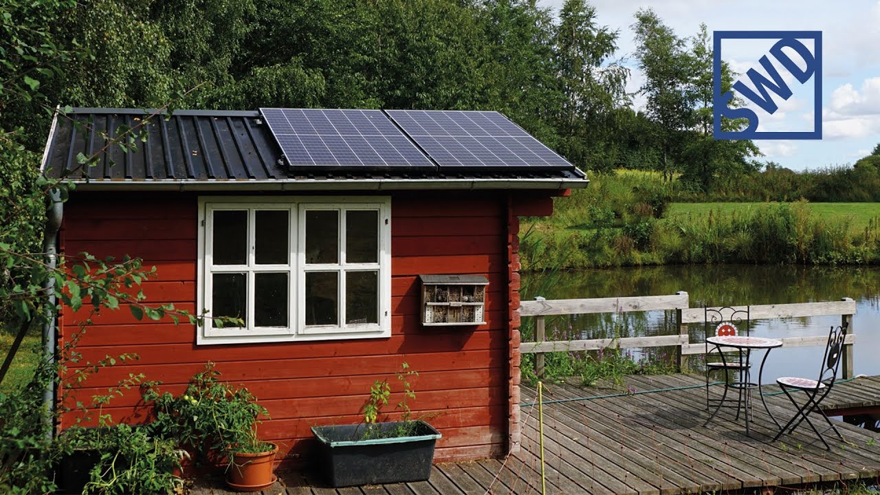 SWD TV, Mini PV, Balkonkraftwerk, Solaranlage, Montage auf Gartenhaus
