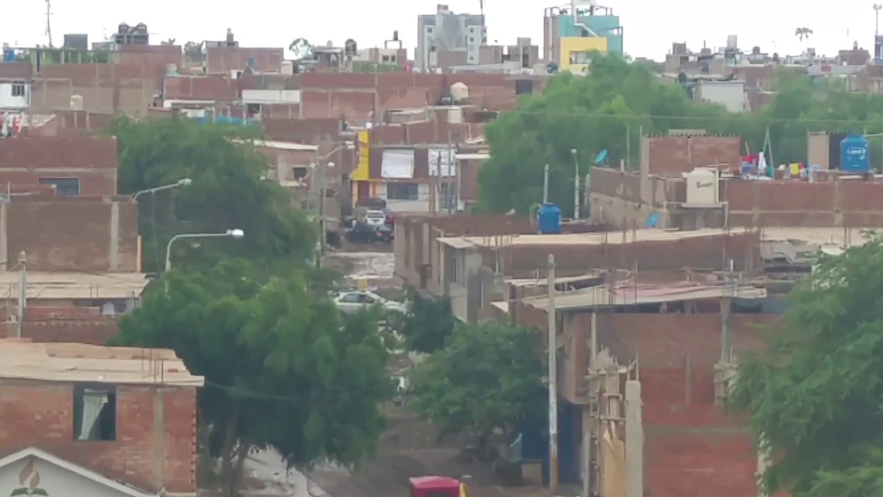 Lluvias en José Leonardo Ortiz por Chiclayo in Peru