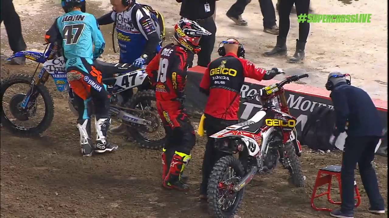 Race Day LIVE - Round 11 in Detroit 2016