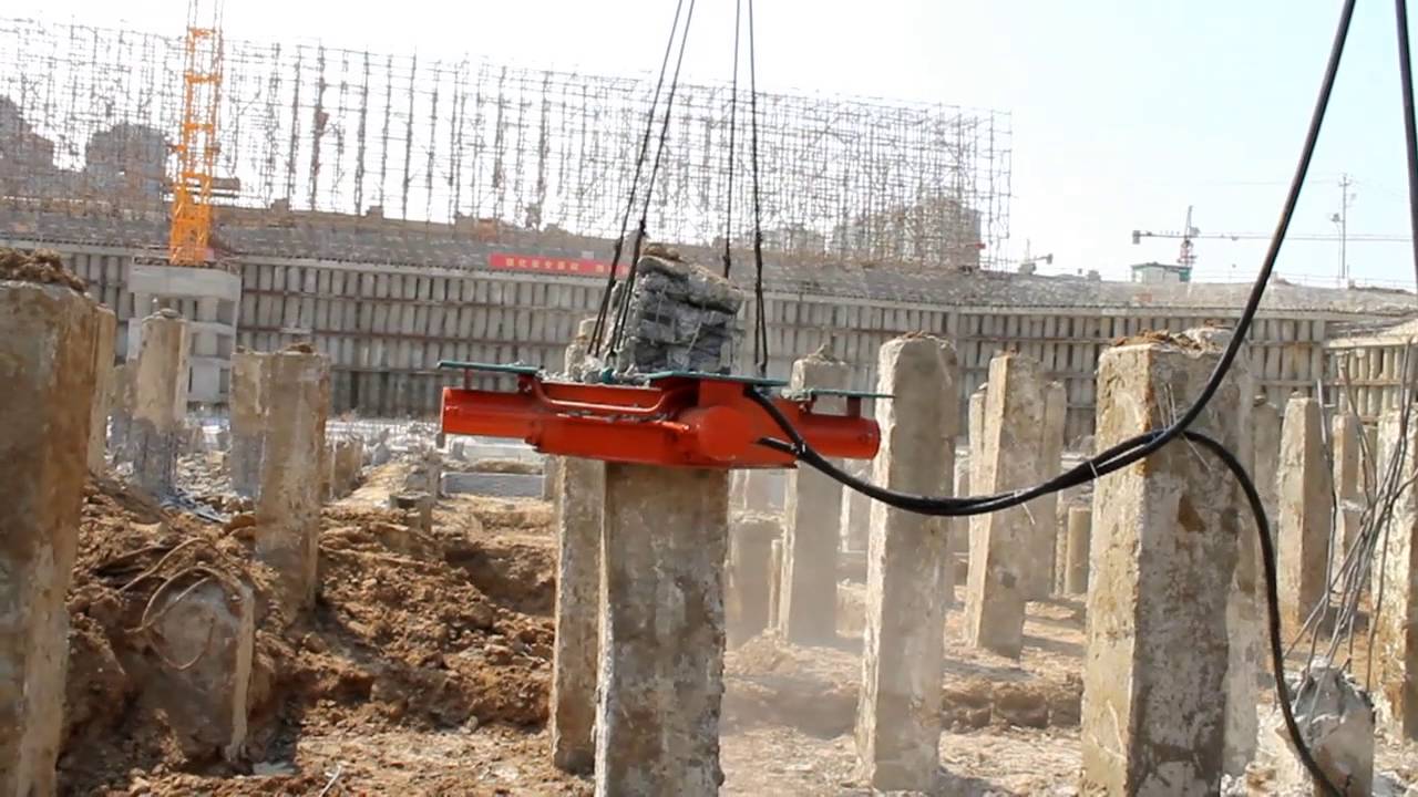 Hydraulic pile head breaker/pile cutter for cutting machine