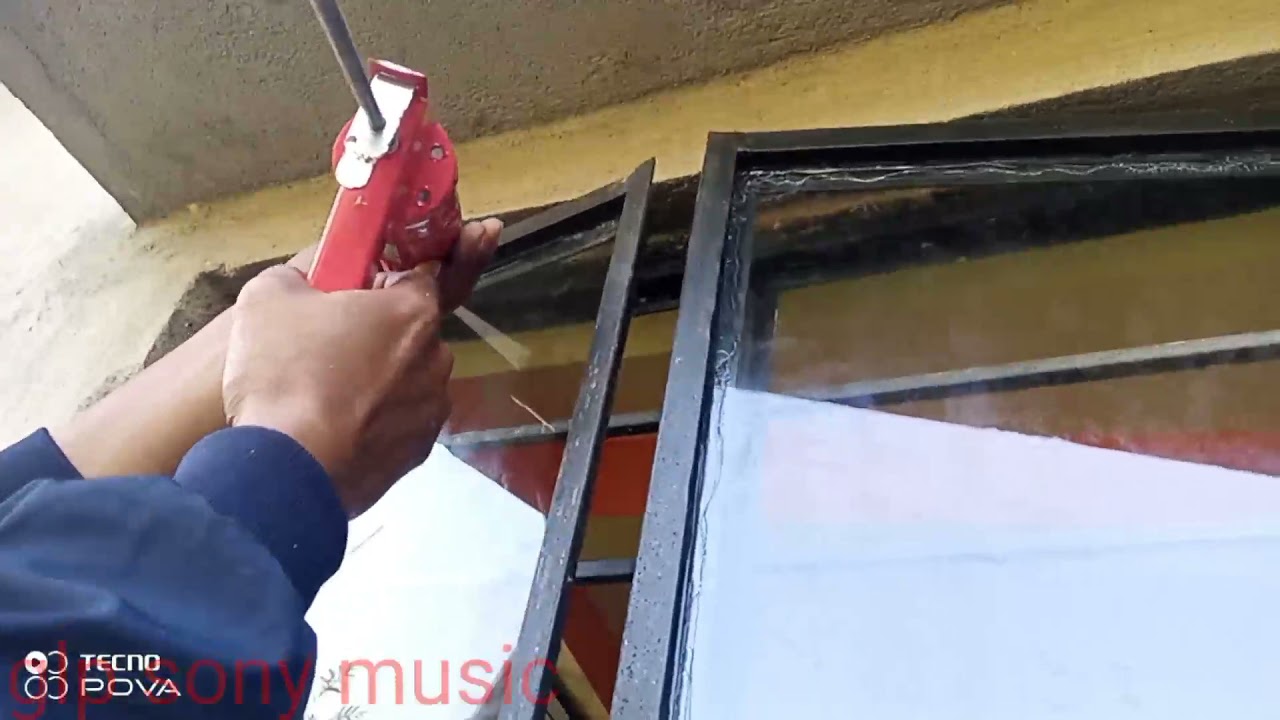 Glass fitting Prectical  window