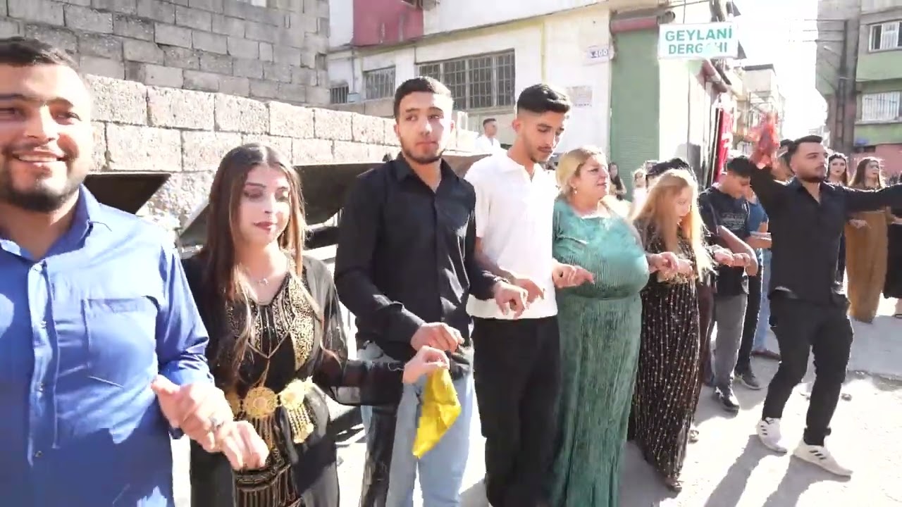 İrfan Uçarın Oğlu Serkan Uçarın Düğünü MerveGül Cabadak Grup Besnili Seydi Kon Sanatçı Okan Bayburt