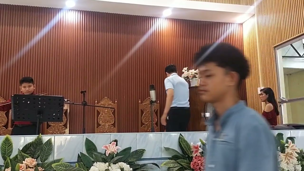 Bro. Angelo Broñola offers an Instrumental Rendition | October 4, 2025