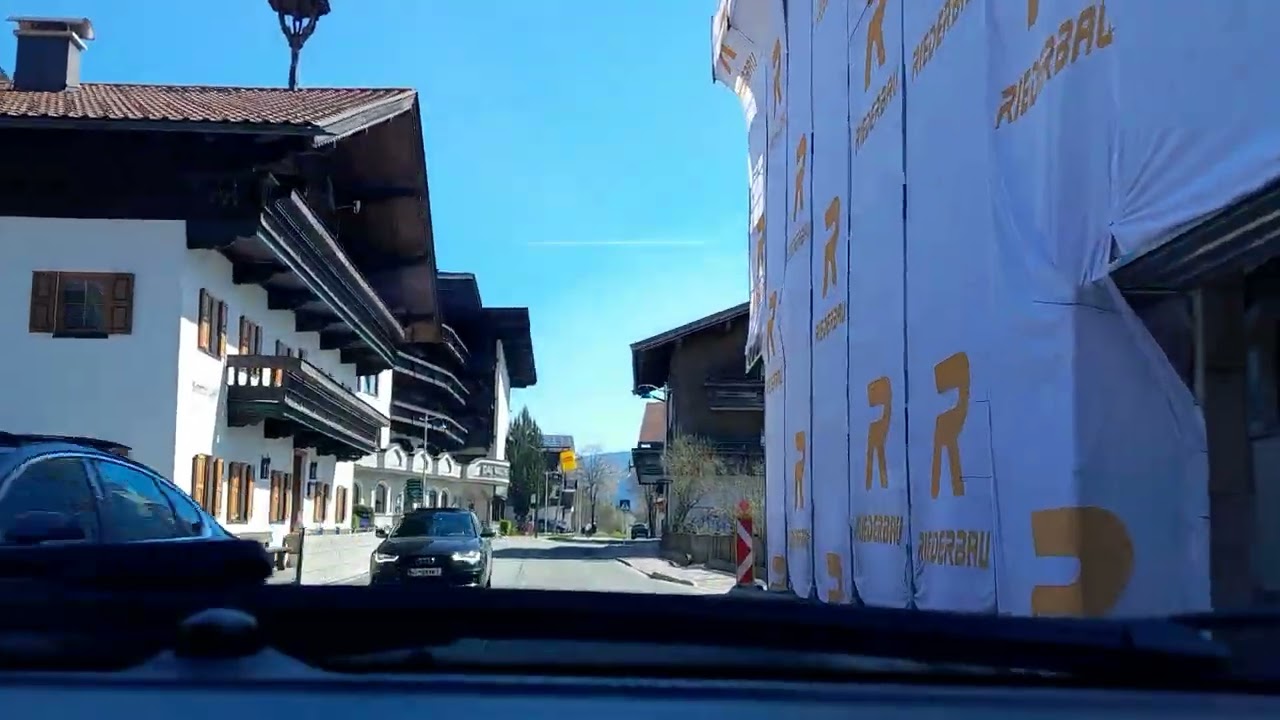 Autofahrt, Walchsee, Bezirk Kufstein, Tirol, Austria