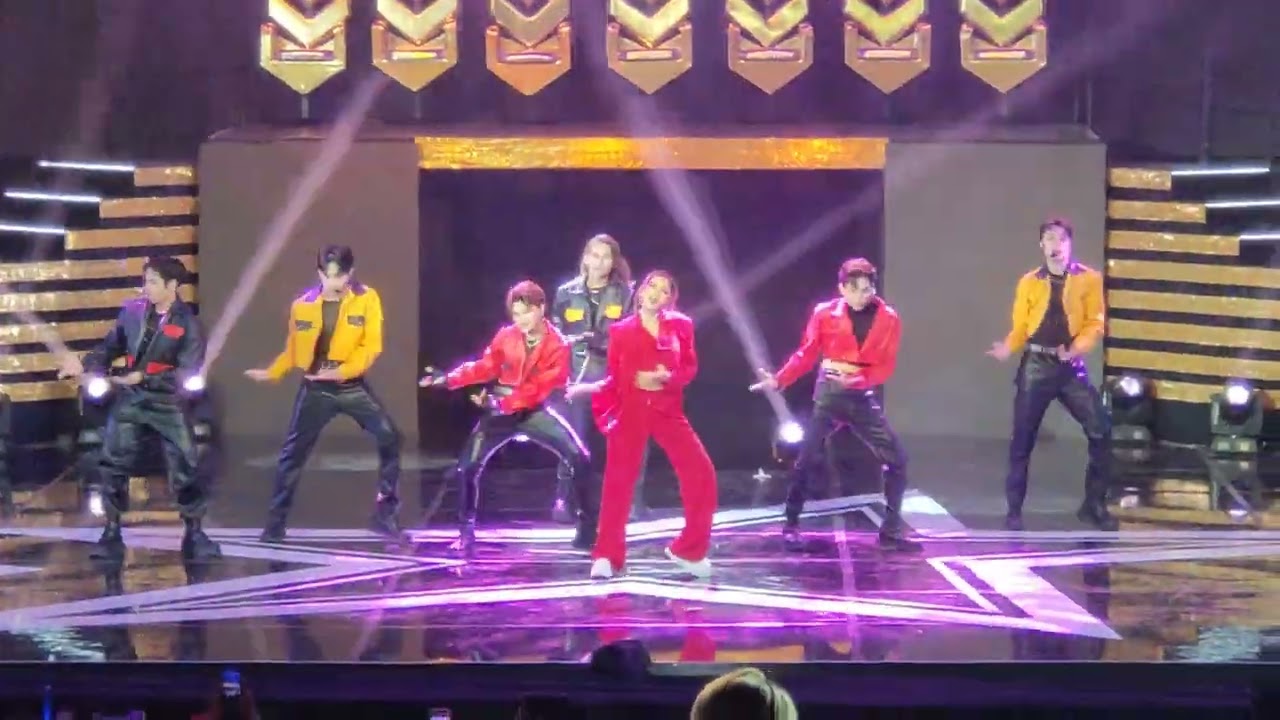 Odd Eye performed by Team Eyerisk and Kim Chiu