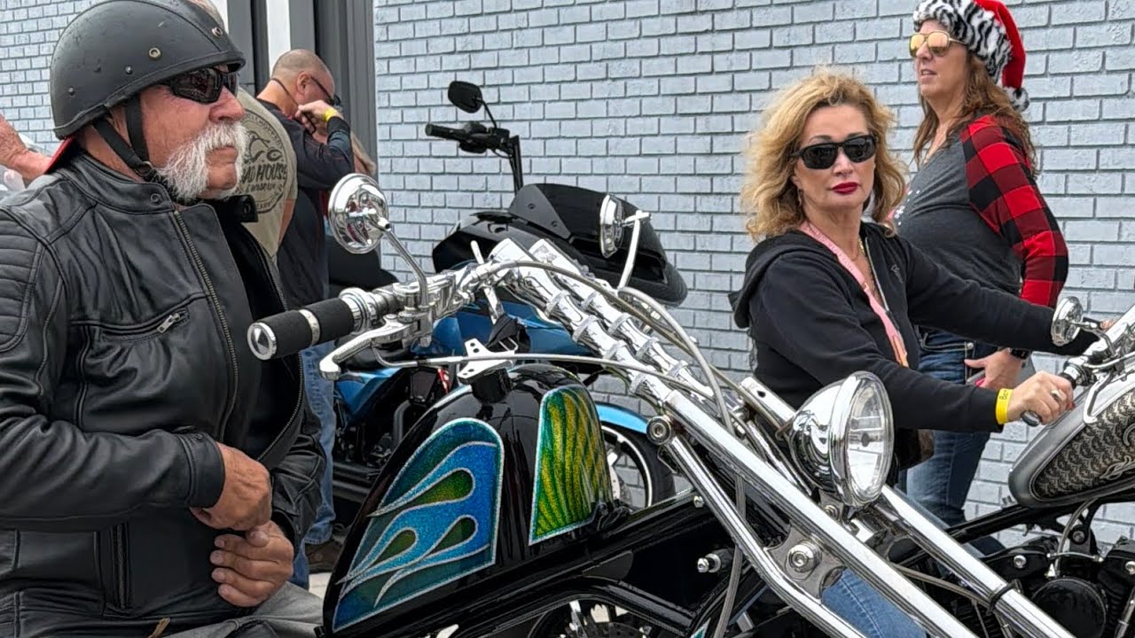 Record breaking Christmas Toy Run ride led by Paul Sr at the 9th Annual Bert’s Harley-Davidson 