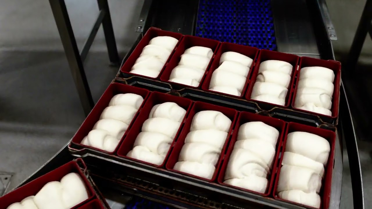 A look inside Brace's Bakery