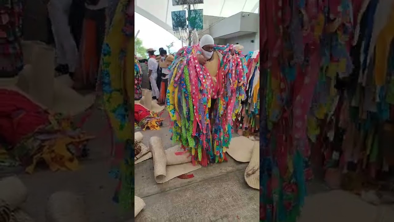 DATO CURIOSO As&iacute; es como se viste un danzante del TILICHE de putla de guerrero Oaxaca #elprimosoni