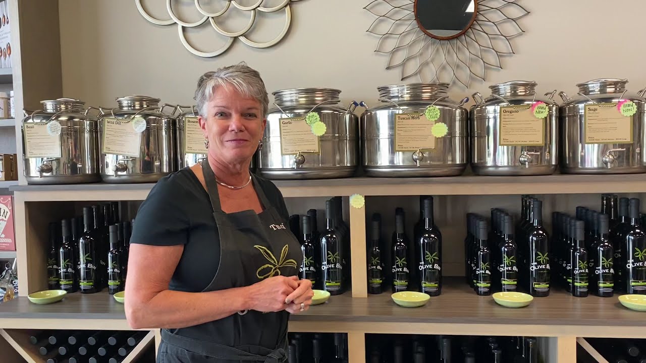 Product Tour: Tuscan Herb, Garlic Olive Oil