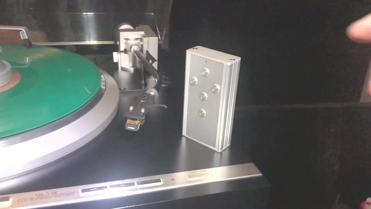 Turntable JVC QL-Y5F radio remote controlled