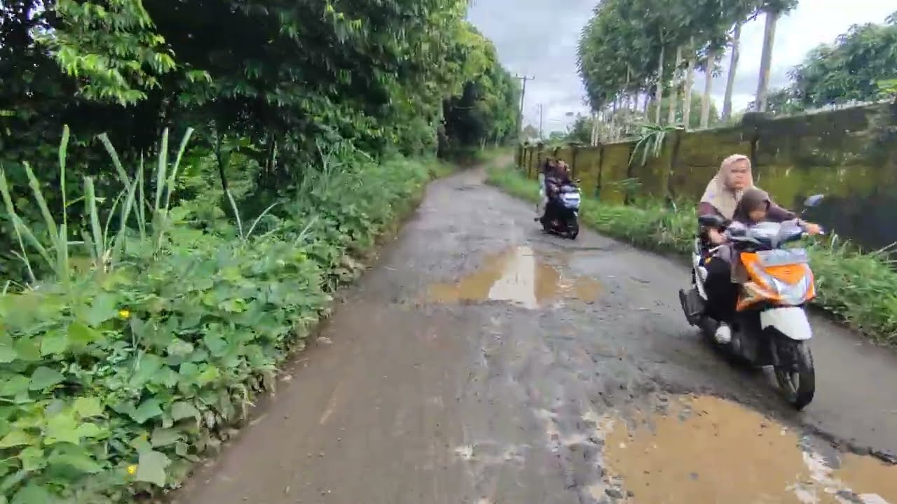 Suasana Jalan Dari SAOLIN Menuju Simpang Cikidang Asik Banget Kondisi Jalannya