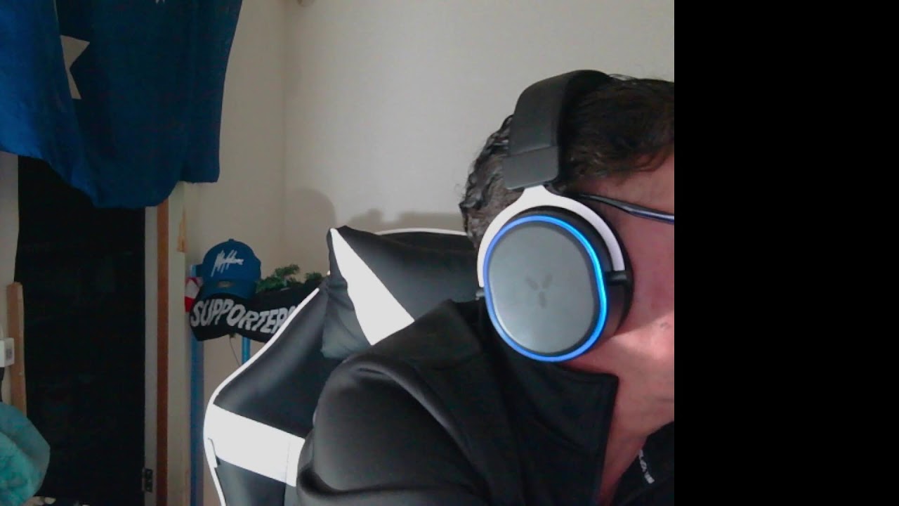 Ian1....Livestream  wil mijn abonnees bedanken voor  de  abonneren 200