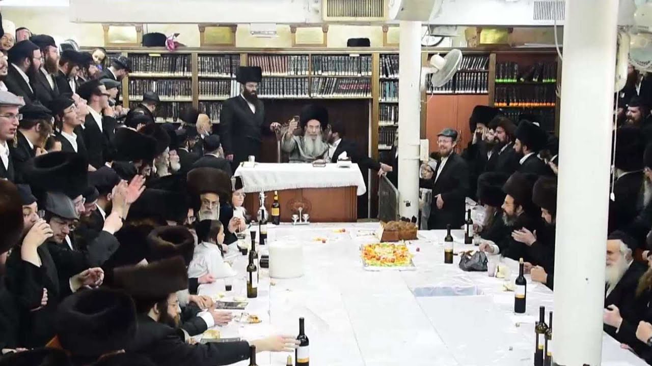 תיעוד מיוחד: חגיגות הפורים ההמוניות בחסידויות ובישיבות בבני ברק