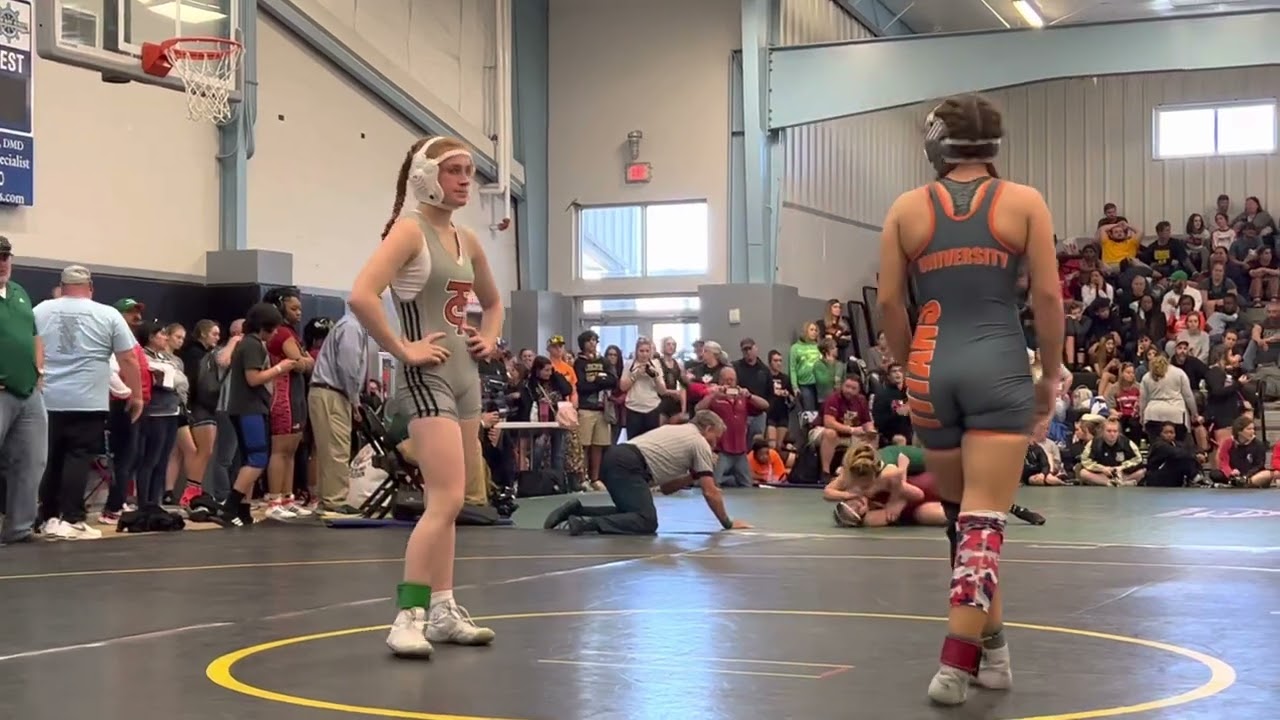 2022 First FHSAA Region 1 Quarter Final 130lbs Kendall Bibla/B Kaminsky)